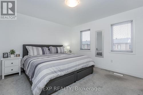 142 Gateland Drive, Barrie, ON - Indoor Photo Showing Bedroom