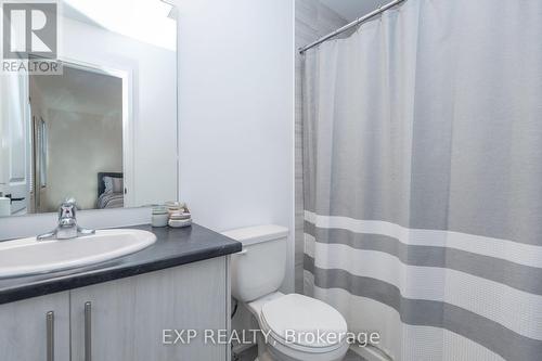 142 Gateland Drive, Barrie, ON - Indoor Photo Showing Bathroom