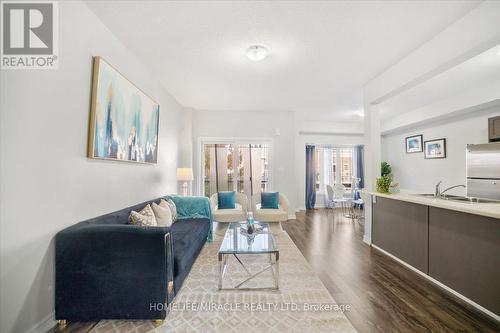 4122 Palermo Common, Burlington, ON - Indoor Photo Showing Living Room