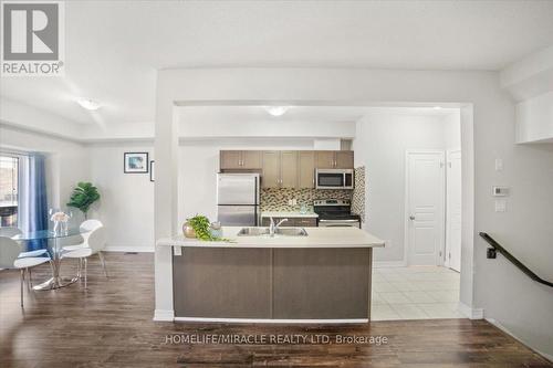 4122 Palermo Common, Burlington, ON - Indoor Photo Showing Kitchen With Double Sink