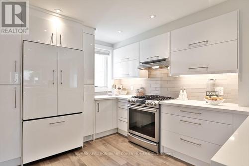 365 Harvie Avenue, Toronto, ON - Indoor Photo Showing Kitchen With Upgraded Kitchen