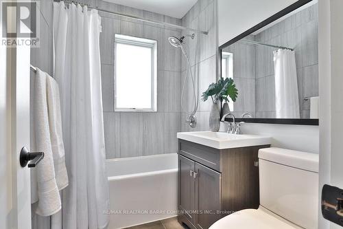 365 Harvie Avenue, Toronto, ON - Indoor Photo Showing Bathroom