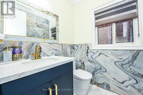 22 Wintersnow Court, Brampton, ON - Indoor Photo Showing Bathroom