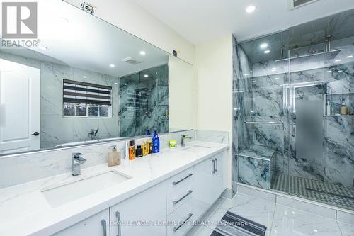 22 Wintersnow Court, Brampton, ON - Indoor Photo Showing Bathroom