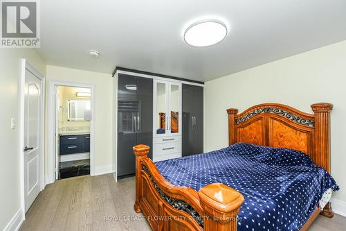 22 Wintersnow Court, Brampton, ON - Indoor Photo Showing Bedroom