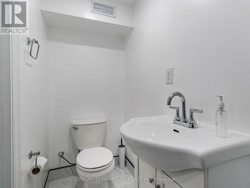 7805 Wildfern Drive, Mississauga, ON - Indoor Photo Showing Bathroom