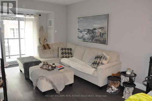 212 - 50 Ann Street, Caledon, ON - Indoor Photo Showing Living Room