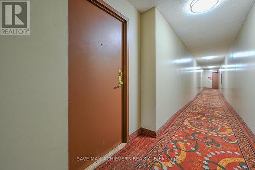 403 - 21 Markbrook Lane, Toronto, ON - Indoor Photo Showing Other Room