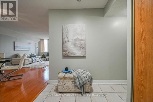 403 - 21 Markbrook Lane, Toronto, ON - Indoor Photo Showing Other Room