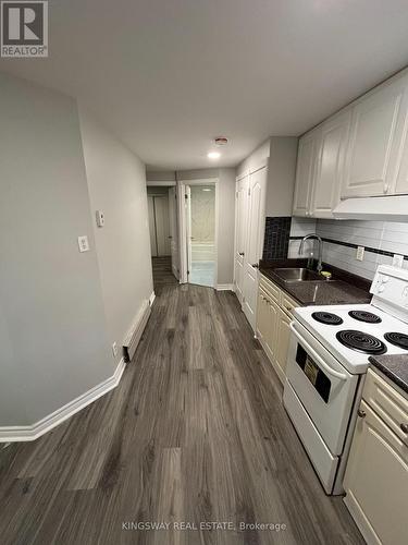 Rearbst - 213 Royal York Road, Toronto, ON - Indoor Photo Showing Kitchen