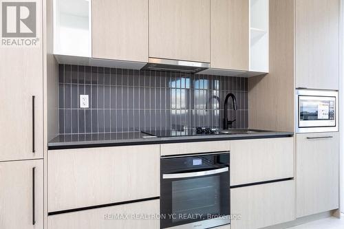 2506 - 1285 Dupont Street, Toronto, ON - Indoor Photo Showing Kitchen