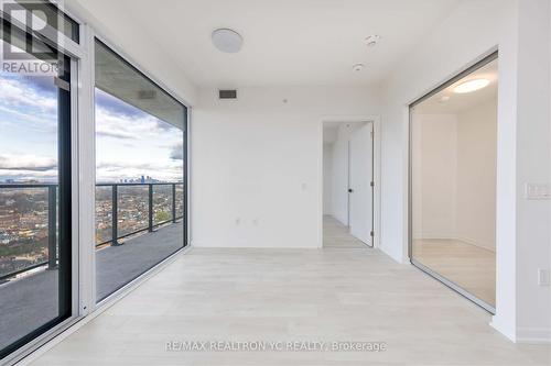 2506 - 1285 Dupont Street, Toronto, ON - Indoor Photo Showing Other Room