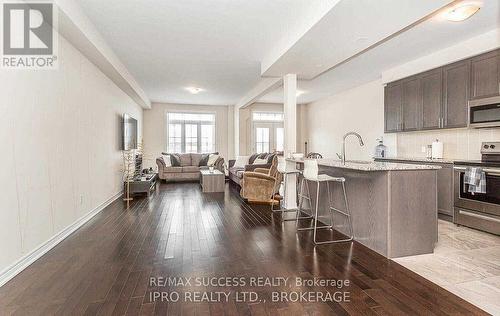 2396 Natasha Circle, Oakville, ON - Indoor Photo Showing Kitchen