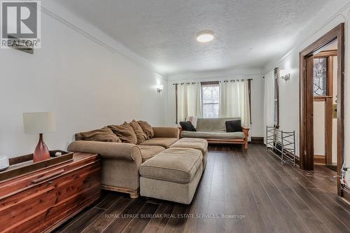 1225 King Street W, Hamilton, ON - Indoor Photo Showing Living Room