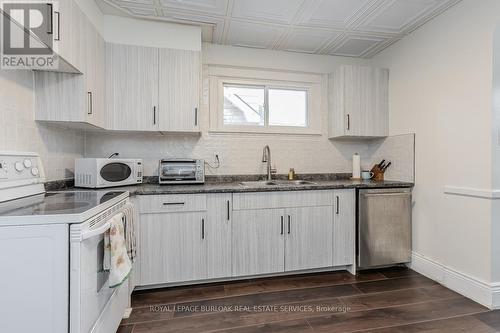 1225 King Street W, Hamilton, ON - Indoor Photo Showing Kitchen