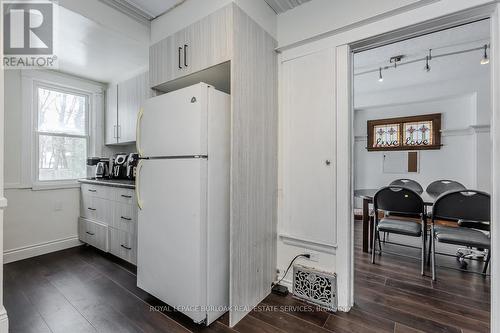 1225 King Street W, Hamilton, ON - Indoor Photo Showing Kitchen