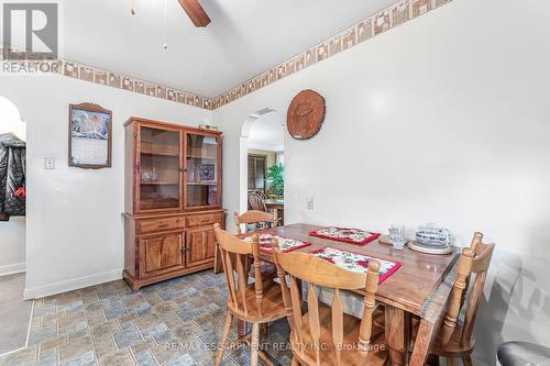 6232 Townline Road, West Lincoln, ON - Indoor Photo Showing Dining Room