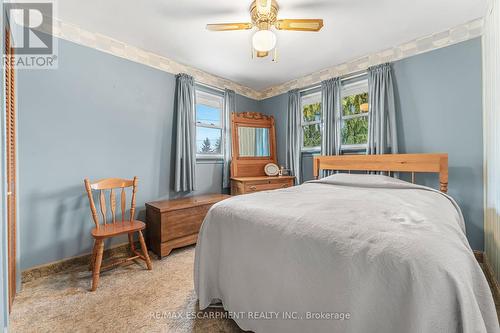 6232 Townline Road, West Lincoln, ON - Indoor Photo Showing Bedroom