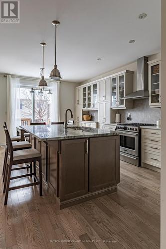 189 Stillwater Crescent, Hamilton, ON - Indoor Photo Showing Kitchen With Upgraded Kitchen