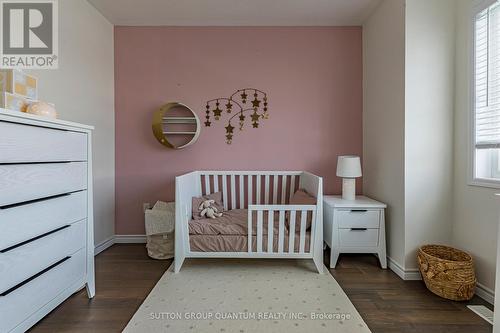 189 Stillwater Crescent, Hamilton, ON - Indoor Photo Showing Bedroom