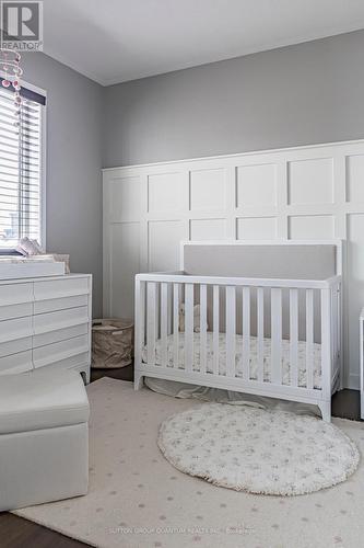 189 Stillwater Crescent, Hamilton, ON - Indoor Photo Showing Bedroom