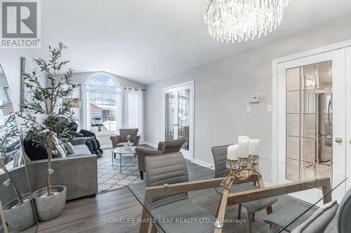 192 Sandy Street, London, ON - Indoor Photo Showing Living Room