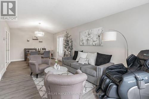 192 Sandy Street, London, ON - Indoor Photo Showing Living Room