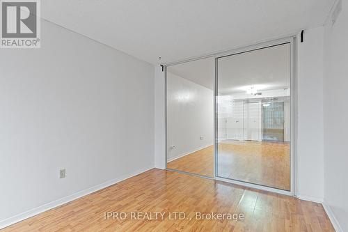 1011 - 1001 Bay Street, Toronto, ON - Indoor Photo Showing Other Room