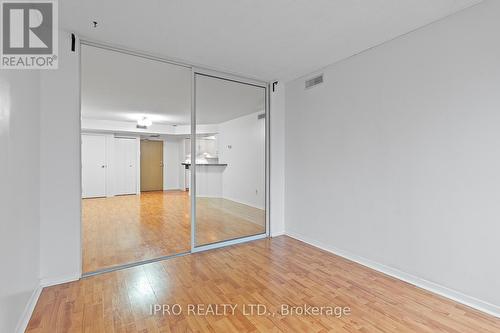 1011 - 1001 Bay Street, Toronto, ON - Indoor Photo Showing Other Room