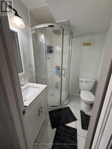 60 Williamson Drive, Brampton, ON - Indoor Photo Showing Bathroom