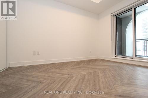 122W - 8 Cedarland Drive, Markham, ON - Indoor Photo Showing Other Room