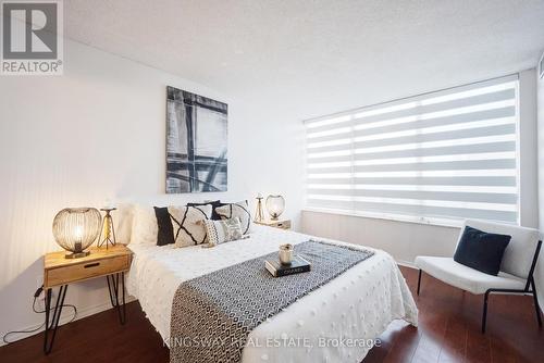 Ph09 - 285 Enfield Place, Mississauga, ON - Indoor Photo Showing Bedroom