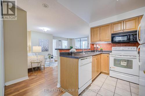 2203 - 7 Lorraine Drive, Toronto, ON - Indoor Photo Showing Kitchen With Double Sink