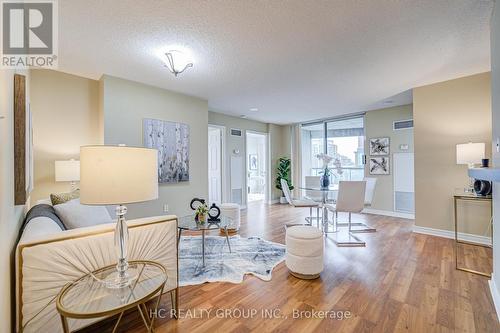 2203 - 7 Lorraine Drive, Toronto, ON - Indoor Photo Showing Living Room