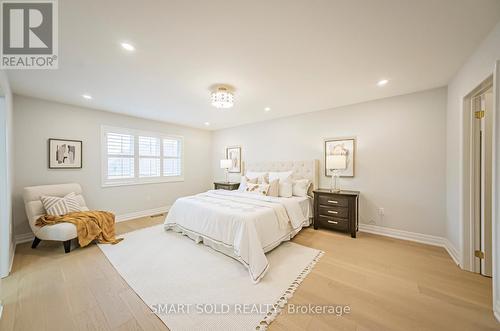 44 Libra Avenue, Richmond Hill, ON - Indoor Photo Showing Bedroom