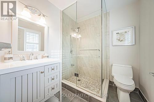 44 Libra Avenue, Richmond Hill, ON - Indoor Photo Showing Bathroom