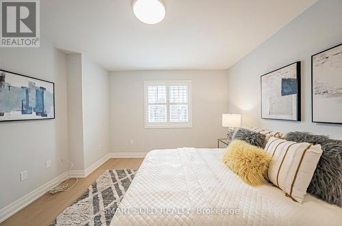 44 Libra Avenue, Richmond Hill, ON - Indoor Photo Showing Bedroom