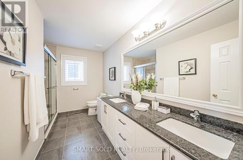 44 Libra Avenue, Richmond Hill, ON - Indoor Photo Showing Bathroom