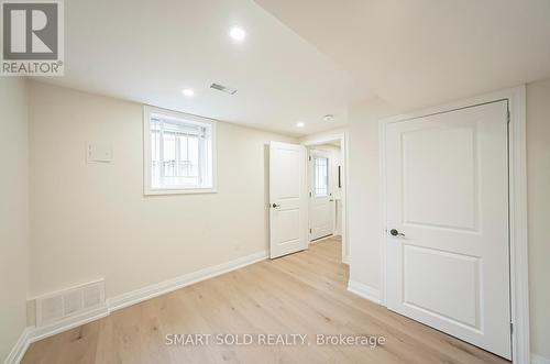 44 Libra Avenue, Richmond Hill, ON - Indoor Photo Showing Other Room