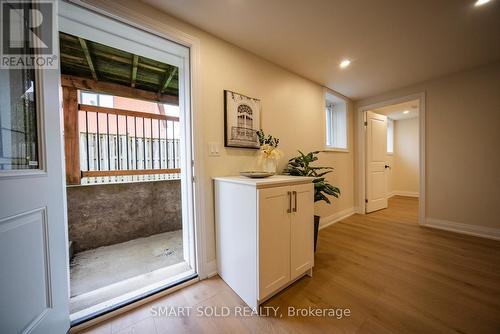 44 Libra Avenue, Richmond Hill, ON - Indoor Photo Showing Other Room