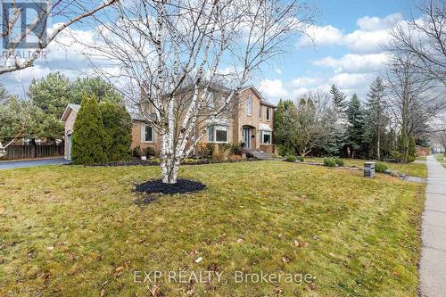 1343 Nottinghill Gate, Oakville, ON - Outdoor