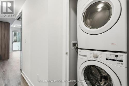 1109 - 4130 Parkside Village Drive, Mississauga, ON - Indoor Photo Showing Laundry Room