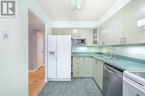 706 - 50 Elm Drive E, Mississauga, ON - Indoor Photo Showing Kitchen With Double Sink