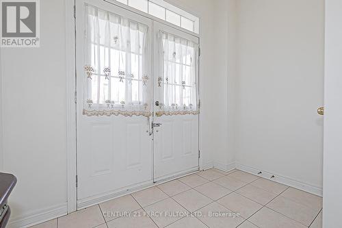 23 Princess Diana Drive, Markham, ON - Indoor Photo Showing Other Room