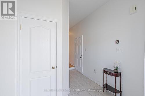 23 Princess Diana Drive, Markham, ON - Indoor Photo Showing Other Room