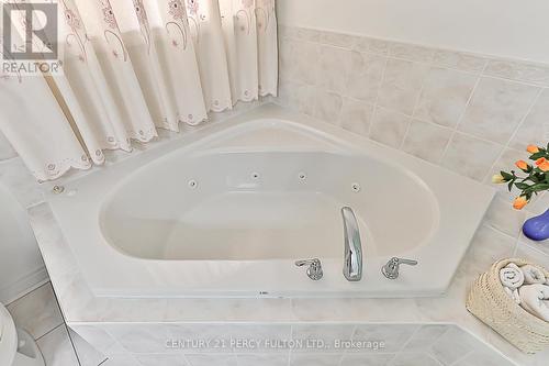 23 Princess Diana Drive, Markham, ON - Indoor Photo Showing Bathroom