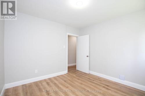 1 - 18 Ste Cecile Street, Ottawa, ON - Indoor Photo Showing Other Room