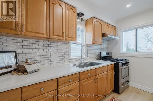 123 Whiting Street, Ingersoll (Ingersoll - South), ON - Indoor Photo Showing Kitchen