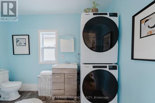 123 Whiting Street, Ingersoll (Ingersoll - South), ON - Indoor Photo Showing Laundry Room