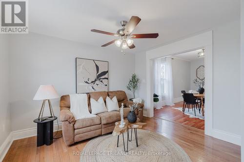 123 Whiting Street, Ingersoll (Ingersoll - South), ON - Indoor Photo Showing Living Room